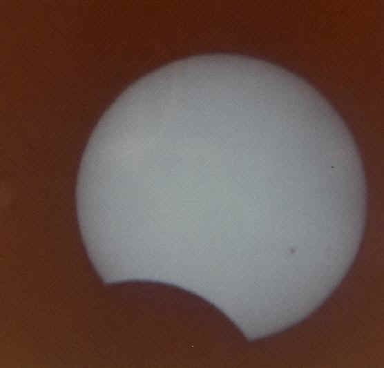 eclipse.jpg (7170 bytes)